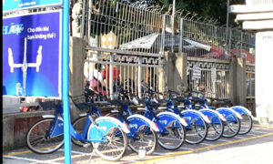 Phường đầu tiên ở TPHCM thực hiện quản lý, đăng ký và thu phí sử dụng vỉa hè bằng phần mềm
