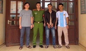 Bắt đối tượng dùng dao lam rạch túi trộm tiền sau 2 giờ truy xét