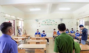 Vụ nam sinh lớp 8 tự tử nghi do bạo lực học đường: Khởi tố vụ án
