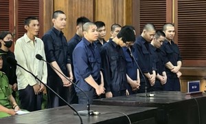 TAND TPHCM xét xử đường dây mua bán, vận chuyển hơn 100 kg ma tuý liên tỉnh
