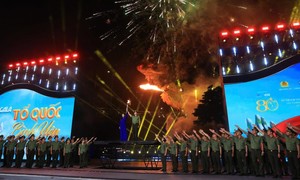 Chương trình nghệ thuật đặc biệt “Tổ quốc bình yên”: Lan tỏa khí thế và niềm tin vào sự nghiệp giữ gìn bình yên Tổ quốc
