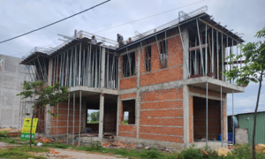 Nhà dưới 3 tầng, diện tích sàn xây dựng nhỏ hơn 250m2, chiều cao dưới 12m thì được tự thiết kế xây dựng