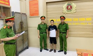 Tên trộm chuyên “săn” hàng trong các bãi xe trung tâm thương mại Aeon Mall sa lưới