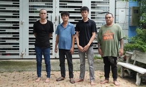 Công an TPHCM: Bắt nhóm đối tượng mang hung khí đến nhà người dân đe dọa, gây mất ANTT