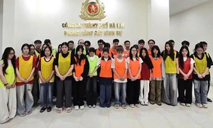 Hà Nội: Khởi tố 18 đối tượng trong đường dây quảng bá website cờ bạc trực tuyến thu lợi hàng tỷ đồng