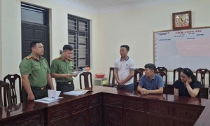Khởi tố 3 đối tượng mua hóa đơn từ những công ty “ma” để trốn thuế