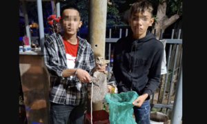 Công an tuần tra lúc rạng sáng, bắt giữ 2 đối tượng ‘miu tặc”
