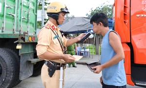 Phòng CSGT Công an TPHCM: Tăng cường kiểm soát, xử lý vi phạm giao thông