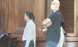 Gã trùm cùng đồng phạm vận hành hệ thống cho vay lãi nặng xuyên quốc gia lãnh án