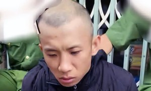 Video: Khống chế đối tượng dương tính với ma túy tấn công người đi đường, cướp xe máy