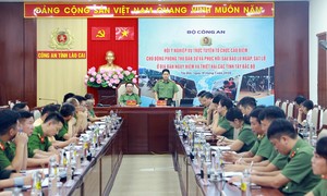 Công an các địa phương xảy ra thiên tai chủ động di dời người dân ra khỏi nơi nguy hiểm