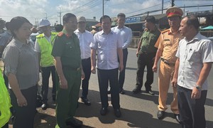Thăm hỏi các nạn nhân vụ cháy xe khách 7 người tử vong, 5 người bị thương ở Đồng Nai