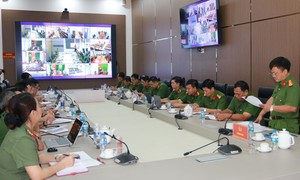 TPHCM: Tập huấn nghiệp vụ đăng ký, quản lý con dấu cho công an cấp xã