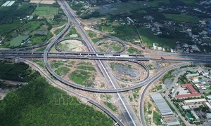 Bài cuối: Xây dựng hệ sinh thái kinh tế đủ sức cạnh tranh