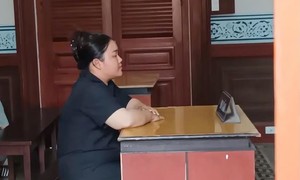 Lãnh 12 năm tù vì giả danh cán bộ trại giam lừa “chạy" giảm án tử hình