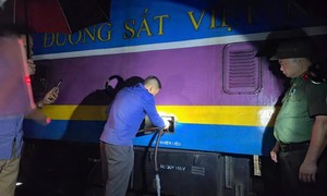 Triệt phá đường dây hút trộm hàng trăm ngàn lít dầu diezen của tàu hỏa, khởi tố 21 đối tượng