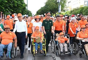 TPHCM: Hơn 5.000 người đi bộ lan tỏa nghị lực sống của những nạn nhân chất độc da cam
