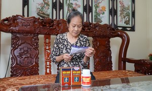 Bất ngờ với giải pháp “ít tiền mà hiệu quả” trong chữa trị bệnh xương khớp