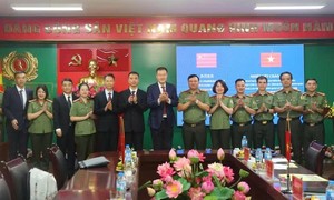 Công an Hà Nội tăng cường hợp tác quản lý xuất nhập cảnh với thành phố Quảng Châu