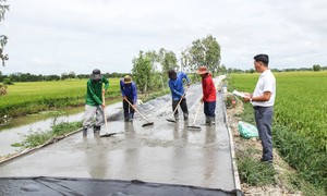 Bài 1: Mở rộng không gian phát triển vùng Đồng Bằng Sông Cửu Long