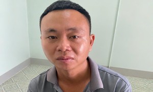 Khởi tố, tạm giam cha dượng bạo hành bé trai 3 tuổi