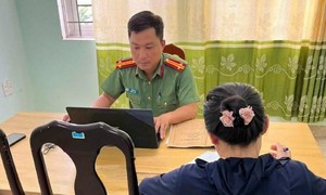 Phát hiện hai phụ nữ sinh hoạt nhóm “Hội Thánh Đức Chúa Trời Mẹ” trái phép
