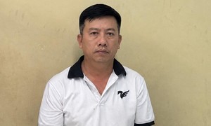 Lợi dụng quản lý chung cư để lừa bán căn hộ tái định cư, chiếm đoạt tài sản
