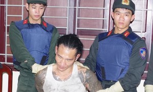 Bắt giữ gã giang hồ cộm cán Nguyễn Minh Đức có 8 tiền án và 1 tiền sự