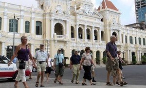 Phát triển du lịch thành kinh tế mũi nhọn: Nhận diện điểm nhược (Bài 1)