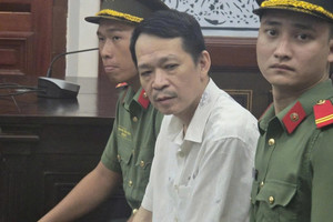 Xét xử đường dây 100 công ty 'ma' mua bán trái phép hóa đơn trị giá hơn 6.000 tỷ đồng