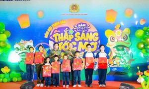 Công an TPHCM: Mang “Đêm hội Trăng rằm – Thắp sáng ước mơ” đến với hơn 1.700 em thiếu nhi