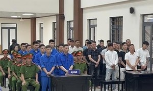 Tuyên án 36 bị cáo trong đường dây tín dụng đen, cướp tài sản, mua bán ma tuý, đánh bạc
