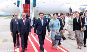 Tổng thống Cộng hòa Liên bang Myanmar đến Hà Nội, bắt đầu thăm chính thức Việt Nam
