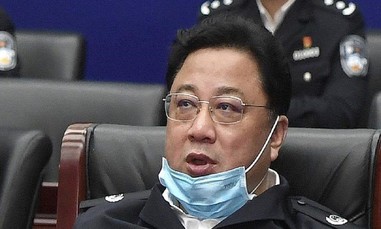 Trung Quốc: Cựu quan chức lãnh án chung thân vì nhận hối lộ hơn 90 triệu USD