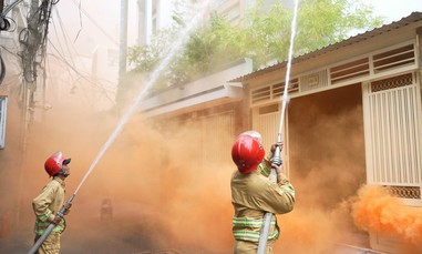 TPHCM: Thực tập phương án chữa cháy và cứu nạn cứu hộ cho Tổ liên gia