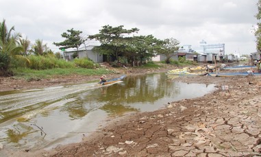 ĐBSCL: Ngày càng chìm sâu, thu hẹp do thiên tai bủa vây