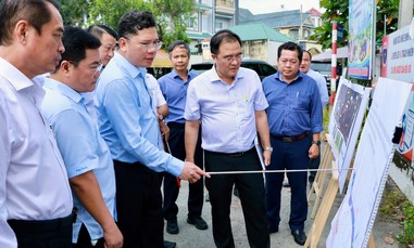 TPHCM: Quyết liệt giải phóng mặt bằng, di dời điện, nước, viễn thông để bàn giao mặt bằng cho các công trình