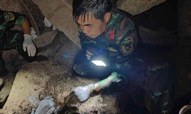 Phát hiện, quy tập 18 hài cốt liệt sĩ trong hang đá thuộc núi Chư Pa