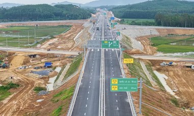 Ngày 29/4, thông xe tuyến cao tốc từ Quảng Ngãi đến hầm Cù Mông