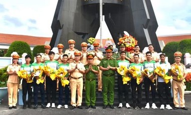 Đội tuyển xe đạp đường trường Công an TPHCM xuất quân tham gia Đại hội Thể dục thể thao Thành phố