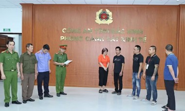 Triệt phá đường dây làm giả bệnh án để trốn tránh chấp hành án, khởi tố 32 bị can