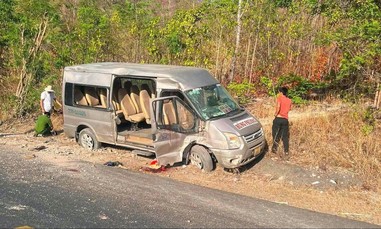 Vụ tai nạn xe khách trên Quốc lộ 25: Đã có 3 nạn nhân tử vong