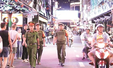 Giữ vững trận tuyến an ninh trật tự, vì sự phát triển bền vững của TPHCM
