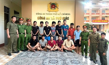 Công an xã Phú Giáo test ma túy lưu động đối với công nhân, người lao động trên địa bàn