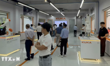 TPHCM ra mắt Trung tâm Thực hành Công nghệ Tự động hóa 2.0