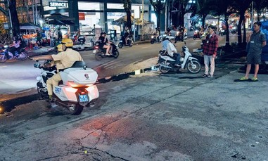 CSGT TPHCM ‘hộ tống’ vận chuyển quả tim hiến tặng đến ghép cho bệnh nhân vào giờ cao điểm