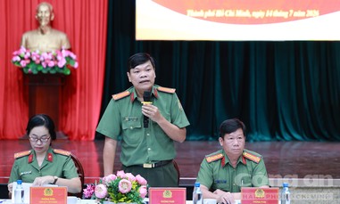 TPHCM: Liên thông dữ liệu để giảm thủ tục trong quản lý xuất nhập cảnh