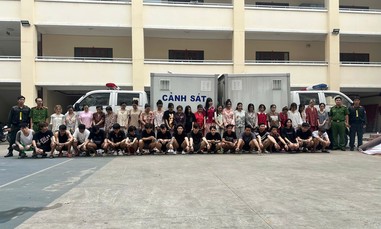 Bóc gỡ đường dây mua bán và tổ chức sử dụng trái phép chất ma túy khoác vỏ bọc "pod chill"