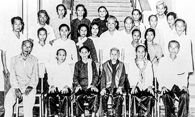Bài 2: Để lại cho nông dân "Lá bùa hộ mệnh"