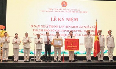 Viện Kiểm sát nhân dân TPHCM đón nhận Danh hiệu Anh hùng Lao động